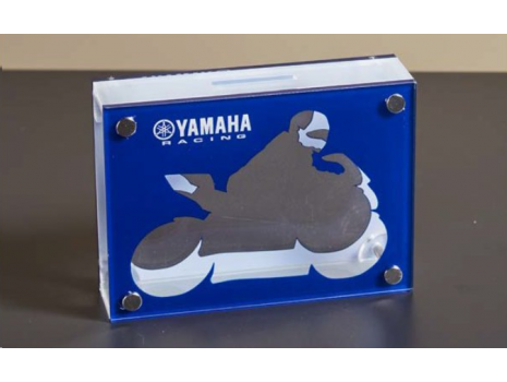 Pokladnička Yamaha racing