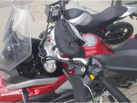 Pouzdro na řídítka motocyklu FIXED Handlebar Case, černé