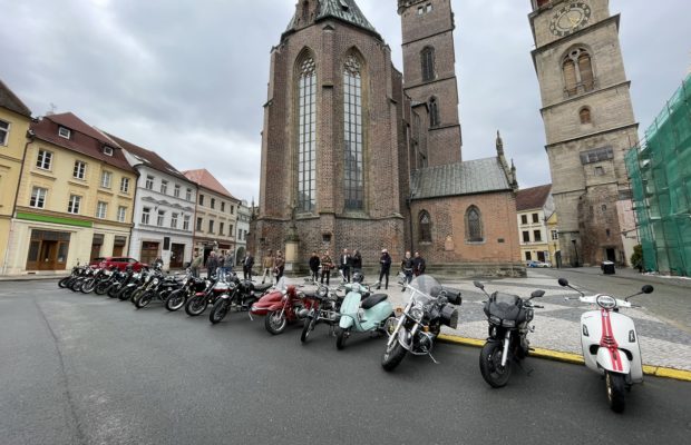 Gentlemani na DGR 2025 vybrali přes 18 500 Kč