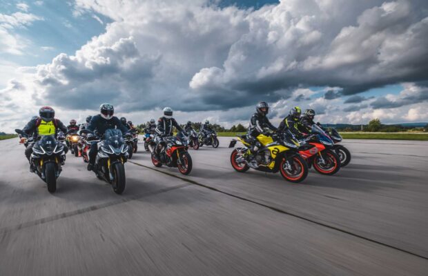 K motocyklům Aprilia prodloužená záruka na 4 roky zdarma