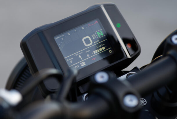 Důmyslné elektronické ovládání displeje