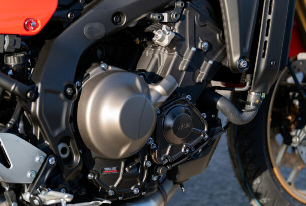 Všestranný motor EU5 CP3 o objemu 890 ccm s vysokým točivým momentem