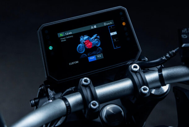 Akustická zesilovací technologie