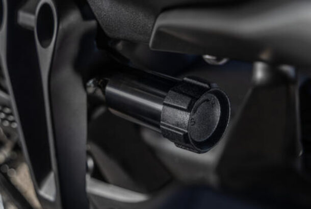 Odpružení cestovní třídy s dálkovým nastavením předpětí