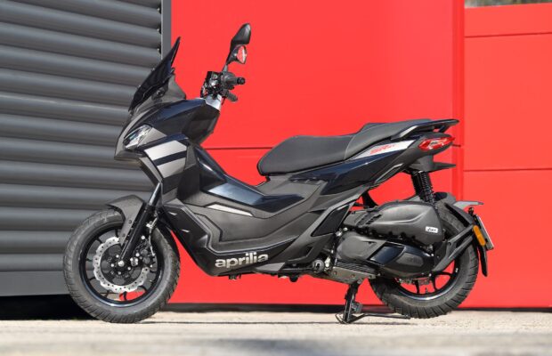Pořiďte si sportovní skútr Aprila SR GT 200 na 0% úrok bez akontace