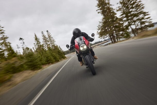 Tužší šasi a rychlejší reakce